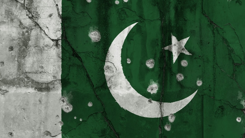 The post touched a nerve in South Asia’s charged geopolitical landscape, where comparisons between India’s booming states and Pakistan’s struggling economy often ignite heated reactions. The post touched a nerve in South Asia’s charged geopolitical landscape, where comparisons between India’s booming states and Pakistan’s struggling economy often ignite heated reactions.