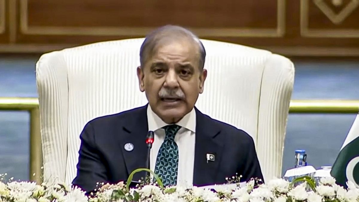 Shehbaz Sharif says Pakistan is ready to talk peace with India Shehbaz Sharif says Pakistan is ready to talk peace with India