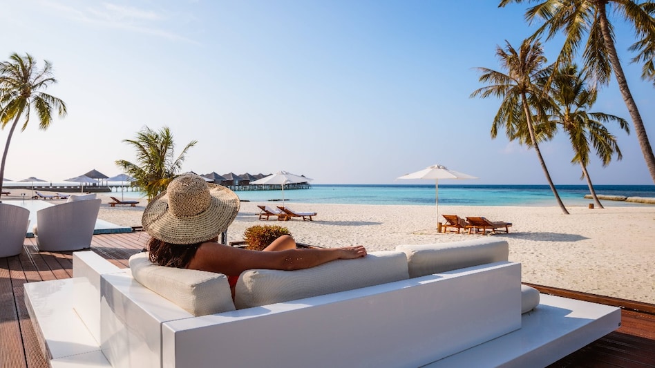 Experts feel many middle class family find themselves stuck in a silent financial trap — luxury disguised as progress. As salaries grow, so does the desire to "upgrade" their lifestyle. Experts feel many middle class family find themselves stuck in a silent financial trap — luxury disguised as progress. As salaries grow, so does the desire to "upgrade" their lifestyle.