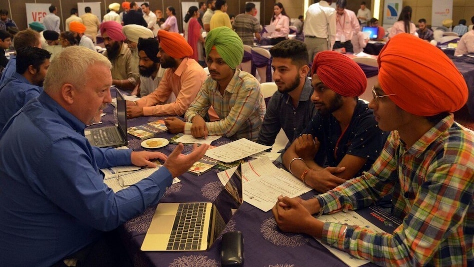 Canada tightens gates—Indian study permits tumble to 30,640 in Q1 2025, lowest in years Canada tightens gates—Indian study permits tumble to 30,640 in Q1 2025, lowest in years