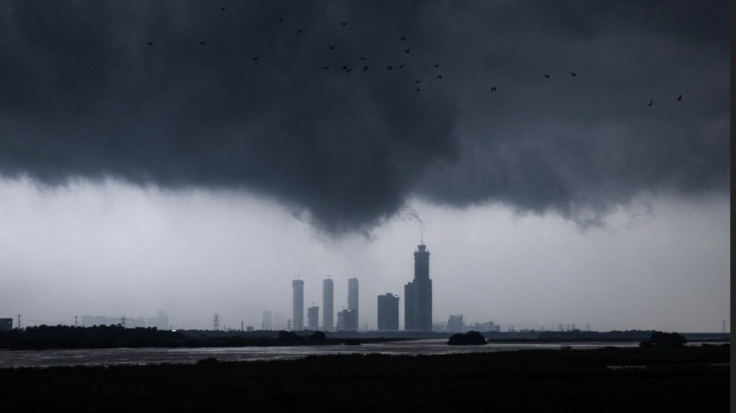 IMD predicts onset of monsoons in Kerala in next couple of days IMD predicts onset of monsoons in Kerala in next couple of days