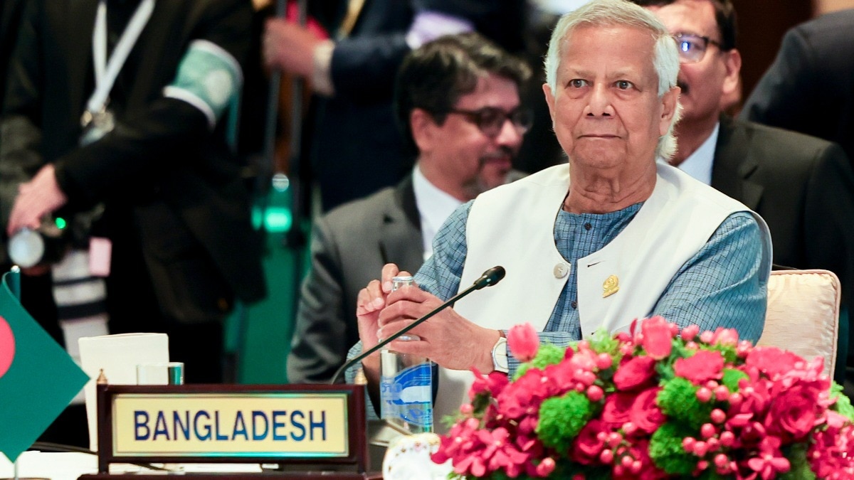 Bangladesh has 2 Chicken Necks Bangladesh has 2 Chicken Necks