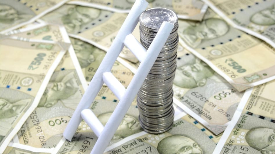 Mutual fund costs like expense ratios and exit loads can eat into returns, reducing your gains by roughly 1% each year. Mutual fund costs like expense ratios and exit loads can eat into returns, reducing your gains by roughly 1% each year.