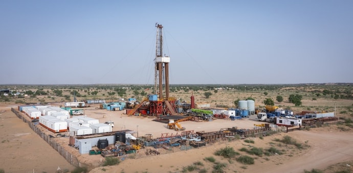 The project exemplifies India’s push to enhance domestic oil and gas output and reduce reliance on imports. The project exemplifies India’s push to enhance domestic oil and gas output and reduce reliance on imports.