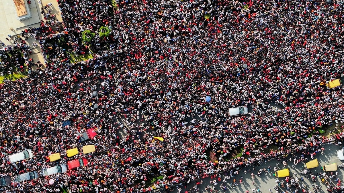 RCB to offer Rs 10 lakh each to stampede victims’ families, sets up relief fund for injured fans