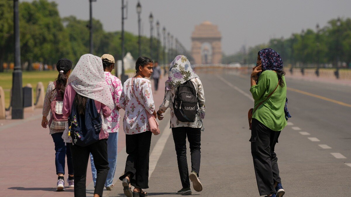 Similar alerts are in place for Jammu, Kashmir, Ladakh, Gilgit-Baltistan, Muzaffarabad and Madhya Pradesh — where high temperatures are forecast to linger until June 11. Similar alerts are in place for Jammu, Kashmir, Ladakh, Gilgit-Baltistan, Muzaffarabad and Madhya Pradesh — where high temperatures are forecast to linger until June 11.
