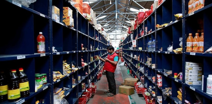 Backed by the Tata Group, the company plans to scale up its dark store network to 1,000–1,200 locations by the end of 2025 Backed by the Tata Group, the company plans to scale up its dark store network to 1,000–1,200 locations by the end of 2025