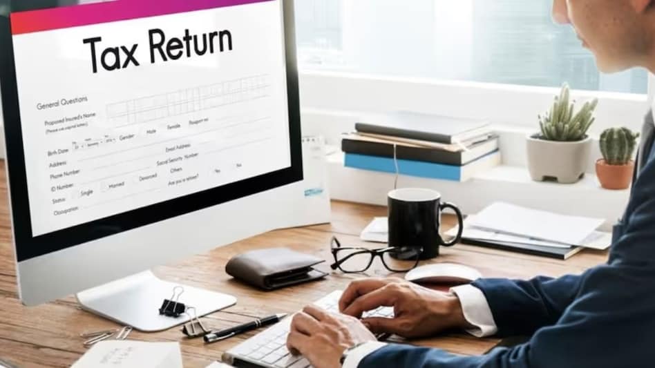 ITR Filing 2025: Salaried individuals will soon receive Form 16 from their employers to begin filing income tax returns for AY 2025–26. This crucial TDS certificate can also be accessed digitally, making the ITR process faster and more convenient. ITR Filing 2025: Salaried individuals will soon receive Form 16 from their employers to begin filing income tax returns for AY 2025–26. This crucial TDS certificate can also be accessed digitally, making the ITR process faster and more convenient.