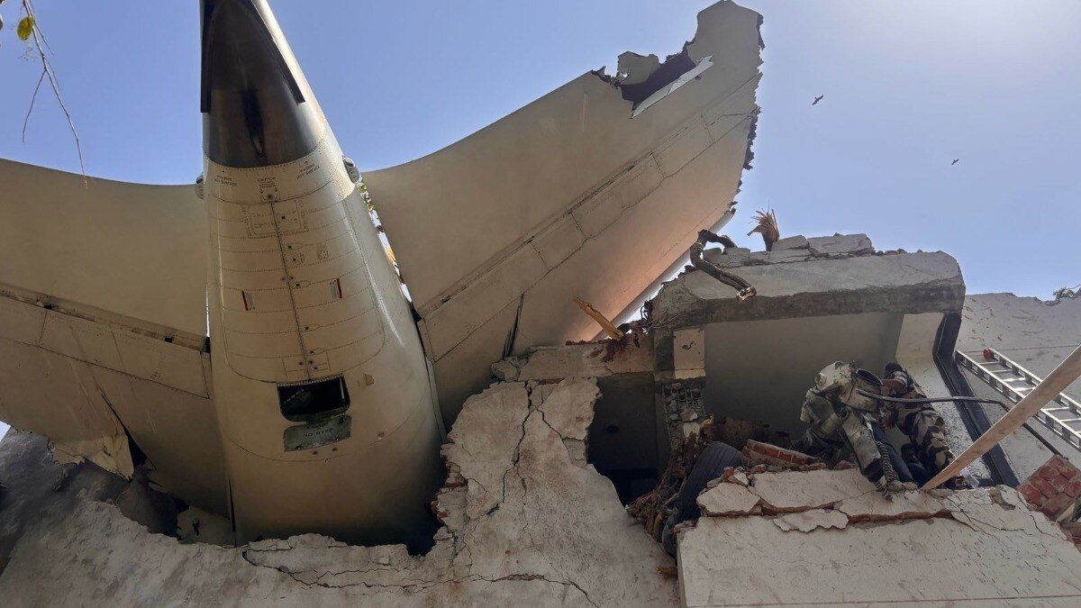 Air India flight 171 crashed on resident doctors' Hostel of BJ Medical College civil hospital in Ahmedabad. (Photo: X/@CISFHQrs) Air India flight 171 crashed on resident doctors' Hostel of BJ Medical College civil hospital in Ahmedabad. (Photo: X/@CISFHQrs)