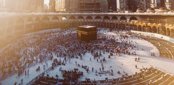 Saudi makes hotel booking a must for Umrah visa under new June 10 policy Saudi makes hotel booking a must for Umrah visa under new June 10 policy