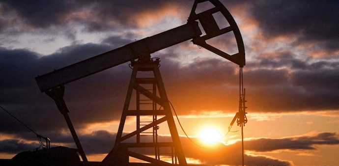 Hardeep Puri: India’s untapped sedimentary basins may hold oil equivalent to ‘several Guyanas’ Hardeep Puri: India’s untapped sedimentary basins may hold oil equivalent to ‘several Guyanas’