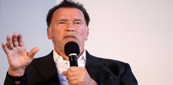 Arnold Schwarzenegger backs immigration reform, says law-breaking immigrants 'not smart' Arnold Schwarzenegger backs immigration reform, says law-breaking immigrants 'not smart'