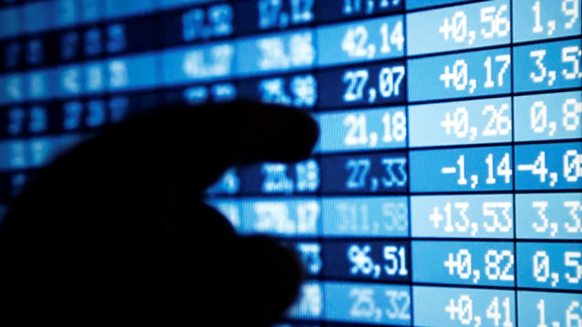Tata Communications shares are trading higher than the 20-day, 30 day, 50-day, 100-day but lower than the 5 day, 10 day and 200-day moving averages.