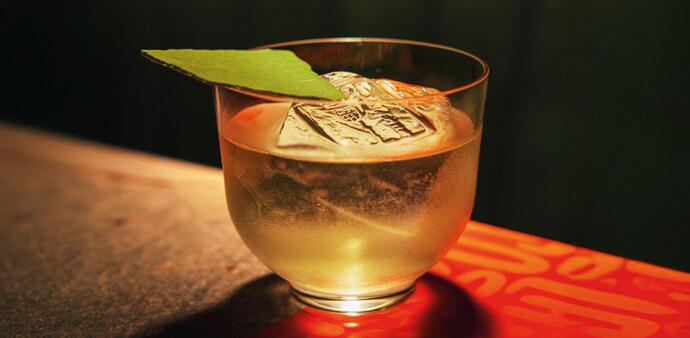 The Japanese green tea—matcha—is moving from teacups to cocktail shakers, giving Indian mixology a vibrant, healthy twist The Japanese green tea—matcha—is moving from teacups to cocktail shakers, giving Indian mixology a vibrant, healthy twist