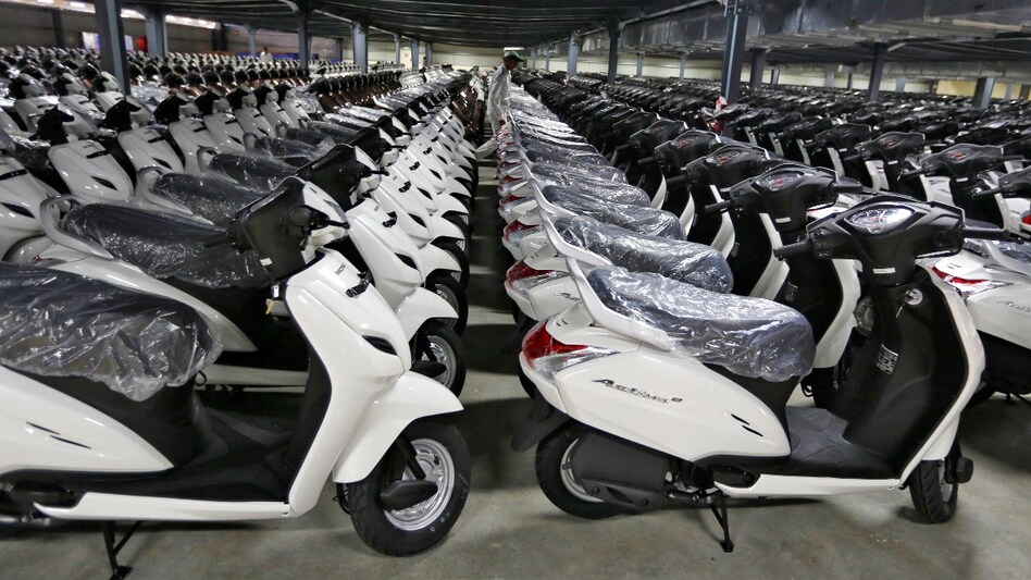 ABS must for all new two-wheelers from next year ABS must for all new two-wheelers from next year