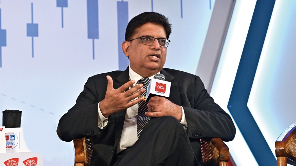 DIPAM Secretary Arunish Chawla DIPAM Secretary Arunish Chawla