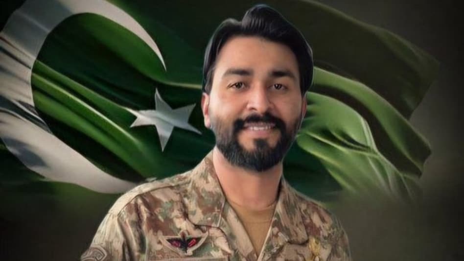 Major Shah's claim to fame is capturing India's Wing Commander Abhinandan Vardhaman during the Balakot strike in 2019. Major Shah's claim to fame is capturing India's Wing Commander Abhinandan Vardhaman during the Balakot strike in 2019.