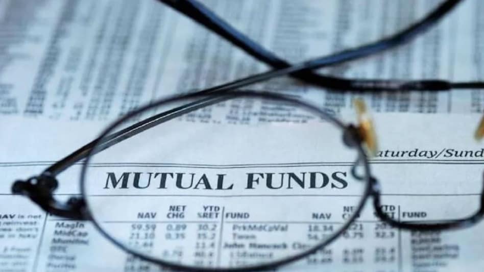Investors flock to thematic funds, but SIP stability wobbles under sector rush: MIRA Money’s Mohit Bagdi Investors flock to thematic funds, but SIP stability wobbles under sector rush: MIRA Money’s Mohit Bagdi