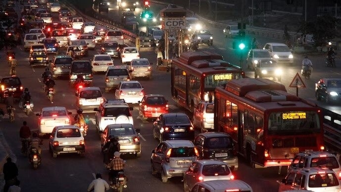 'Stupid rule, scrapping by age is brainless': Massive anger over Delhi's fuel ban for older vehicles