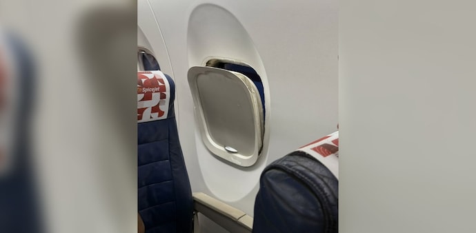 The airline stated that cabin pressure remained stable, as the outer layers of the window pane were undamaged, ensuring passenger safety was never at risk. The airline stated that cabin pressure remained stable, as the outer layers of the window pane were undamaged, ensuring passenger safety was never at risk.