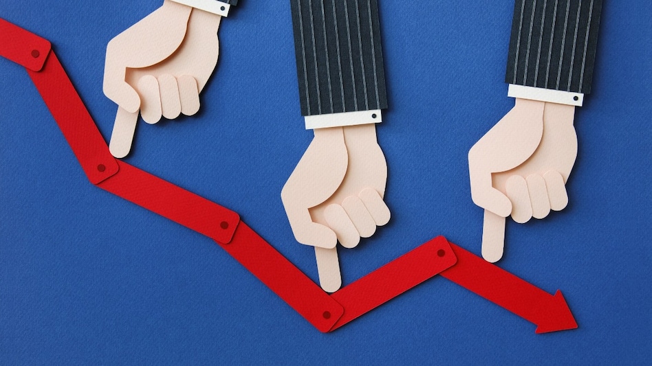 Sebi has accused Jane Street of manipulating index levels on expiry days to make huge profits in index derivatives, especially Nifty and Bank Nifty options. Sebi has accused Jane Street of manipulating index levels on expiry days to make huge profits in index derivatives, especially Nifty and Bank Nifty options.