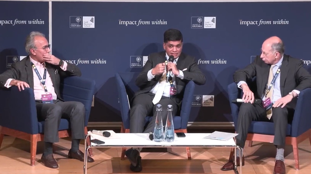 Memani (left) and Dr Naushad Forbes (right) and educationist‑entrepreneur Shankar Vanavarayar sketched a roadmap that blends bold private‑sector ambition with targeted policy reform. Memani (left) and Dr Naushad Forbes (right) and educationist‑entrepreneur Shankar Vanavarayar sketched a roadmap that blends bold private‑sector ambition with targeted policy reform.