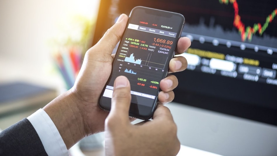 In December 2022, Dalmia entered a binding agreement to acquire Jaiprakash Associates' 6.7/9.4mtpa clinker/cement assets. In December 2022, Dalmia entered a binding agreement to acquire Jaiprakash Associates' 6.7/9.4mtpa clinker/cement assets.