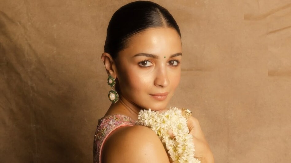 Police say Shetty used sophisticated software tools to make the bills appear legitimate. The false invoices were presented as expenses related to Bhatt’s professional activities, including travel and meetings. Police say Shetty used sophisticated software tools to make the bills appear legitimate. The false invoices were presented as expenses related to Bhatt’s professional activities, including travel and meetings.