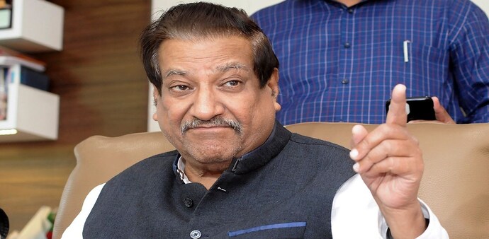Chavan expressed openness to contesting separately, reflecting on past elections where similar approaches were taken. Chavan expressed openness to contesting separately, reflecting on past elections where similar approaches were taken.