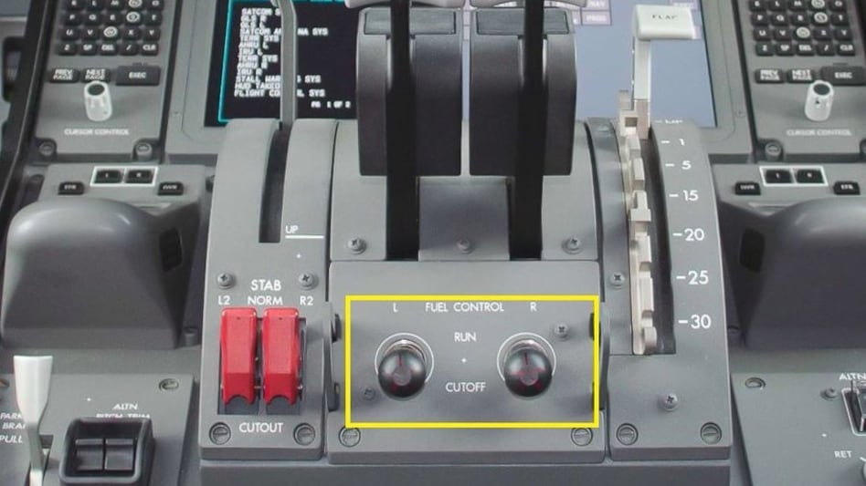 Each switch has two settings—“RUN” to supply fuel, and “CUTOFF” to stop it. When set to “CUTOFF,” the engine shuts down. (Image sourced from X post by @viper202020 Each switch has two settings—“RUN” to supply fuel, and “CUTOFF” to stop it. When set to “CUTOFF,” the engine shuts down. (Image sourced from X post by @viper202020