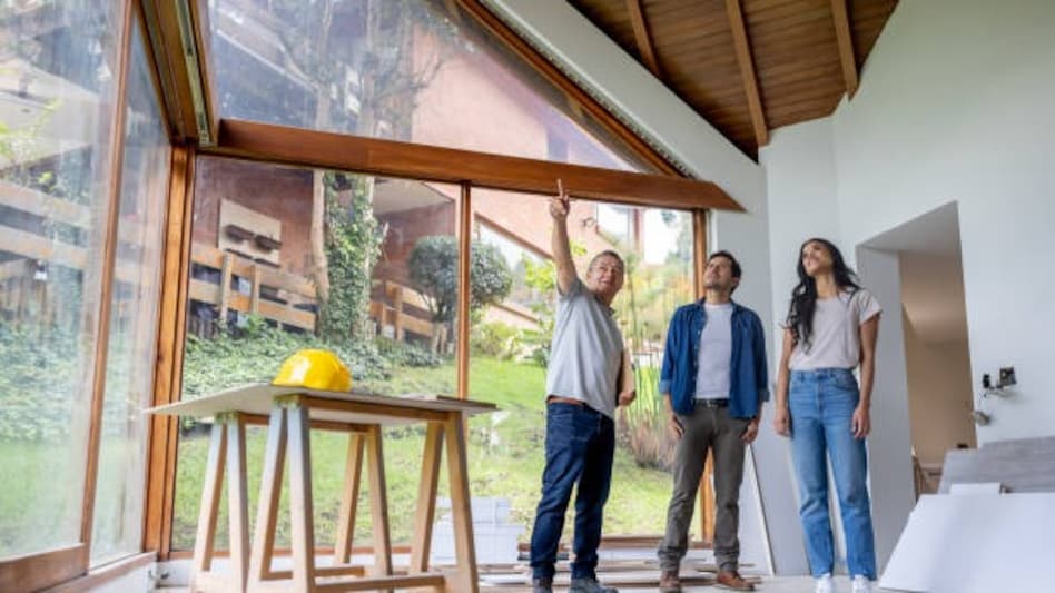 A ₹1.8 crore home loan at 8% interest over 20 years means an EMI of around ₹1.5 lakh monthly. A ₹1.8 crore home loan at 8% interest over 20 years means an EMI of around ₹1.5 lakh monthly.