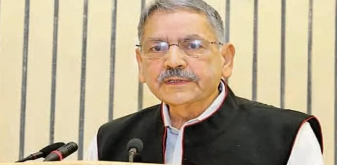 When asked about the salary of the ED chief, Singh responded, “It’s the same as that of a government servant—around Rs 2.5 lakh in total.” When asked about the salary of the ED chief, Singh responded, “It’s the same as that of a government servant—around Rs 2.5 lakh in total.”
