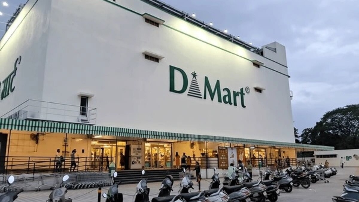 DMart: The stock was last seen trading 0.97 per cent lower at Rs 4,024.35. DMart: The stock was last seen trading 0.97 per cent lower at Rs 4,024.35.