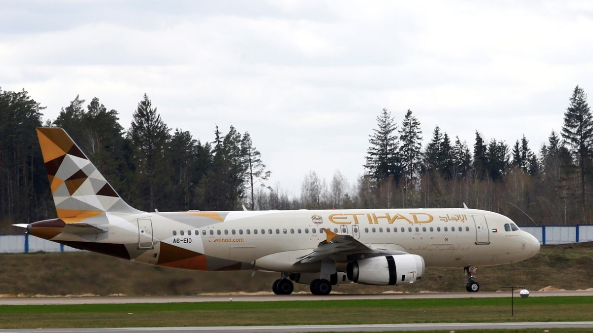 UAE-based Etihad Airways orders inspection of fuel control switch on its B787 fleet
UAE-based Etihad Airways orders inspection of fuel control switch on its B787 fleet