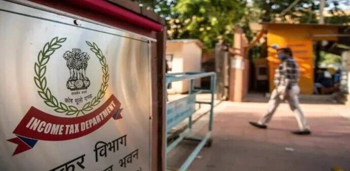 Income Tax Dept begins all-out action against refund racket Income Tax Dept begins all-out action against refund racket