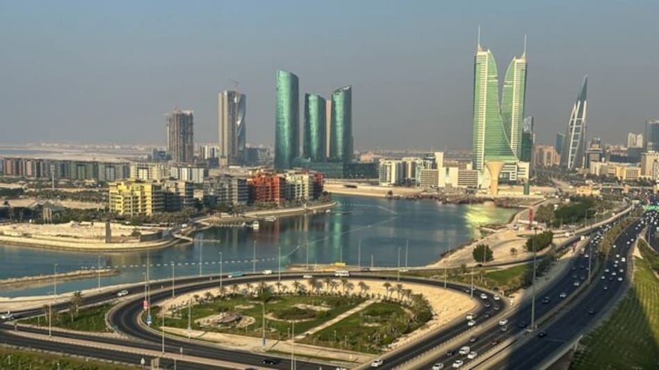 Bahrain’s low-cost Golden Visa beats UAE, Saudi on flexibility, cost, and ease of entry Bahrain’s low-cost Golden Visa beats UAE, Saudi on flexibility, cost, and ease of entry