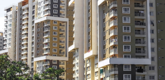 Bengaluru man buys flat worth rupees 1.22 crore Bengaluru man buys flat worth rupees 1.22 crore