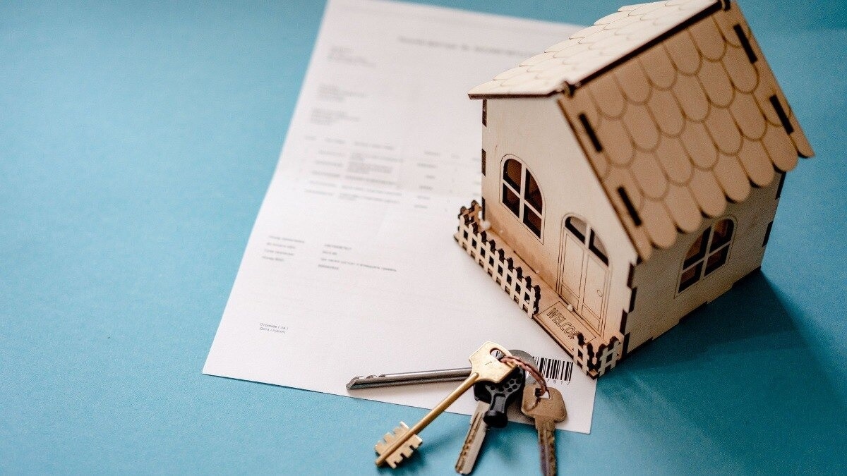 The core issue, Kondawar explains, lies in how property prices have surged faster than rents, compressing yields further. 