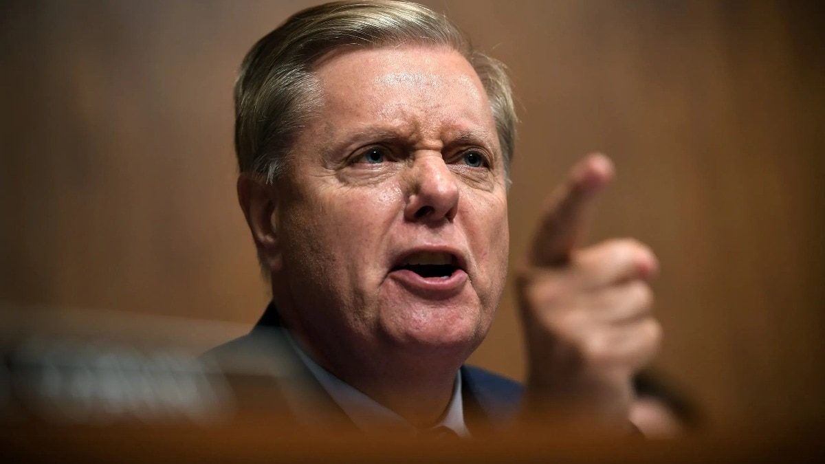 He also reinforced that US weapons will continue flowing to Ukraine and defended Trump’s previous support for Israeli strikes on Iran. He also reinforced that US weapons will continue flowing to Ukraine and defended Trump’s previous support for Israeli strikes on Iran.