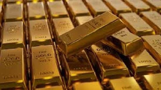 The redemption price is calculated based on the simple average of the closing gold prices of 999 purity for the three business days preceding the redemption date, as reported by the India Bullion and Jewellers Association Ltd (IBJA). The redemption price is calculated based on the simple average of the closing gold prices of 999 purity for the three business days preceding the redemption date, as reported by the India Bullion and Jewellers Association Ltd (IBJA).