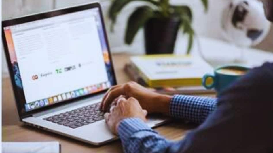 Ahuja advises sole proprietorship for side hustles, partnerships for small teams, and LLPs when limited liability is needed. Ahuja advises sole proprietorship for side hustles, partnerships for small teams, and LLPs when limited liability is needed.