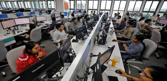 For investors, the market specialist highlighted the potential in mid-tier IT companies, specifically those focused on engineering and R&D. For investors, the market specialist highlighted the potential in mid-tier IT companies, specifically those focused on engineering and R&D.