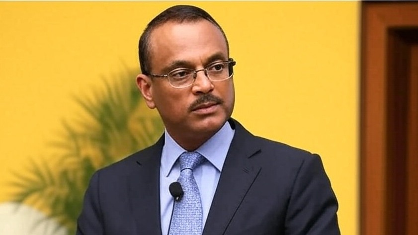 Narayan, an IIT Bombay and IIM Lucknow alumnus, had watched from the inside as retail investors piled into derivatives and lost big Narayan, an IIT Bombay and IIM Lucknow alumnus, had watched from the inside as retail investors piled into derivatives and lost big