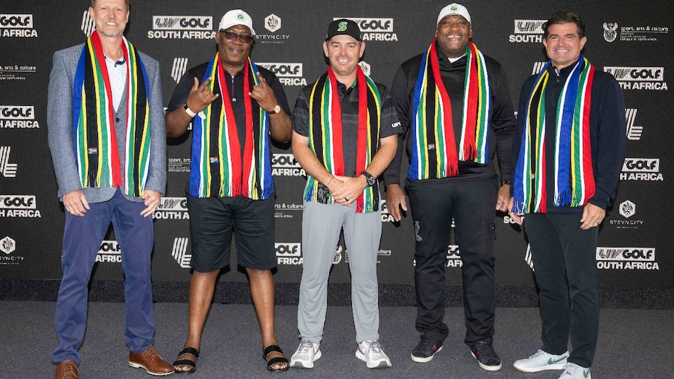 Steyn City Properties CEO Steven Louw, Gauteng Province premier Panyaza Lesufi, Stinger GC captain Louis Oosthuizen, SA sports minister Gayton McKenzie, and LIV Golf CEO Scott O’Neil at the announcement in Johannesburg. Image courtesy LIV Golf. Steyn City Properties CEO Steven Louw, Gauteng Province premier Panyaza Lesufi, Stinger GC captain Louis Oosthuizen, SA sports minister Gayton McKenzie, and LIV Golf CEO Scott O’Neil at the announcement in Johannesburg. Image courtesy LIV Golf.