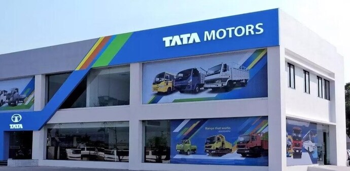 Shares of Tata Motors Ltd extended losses for the second straight session on Thursday Shares of Tata Motors Ltd extended losses for the second straight session on Thursday