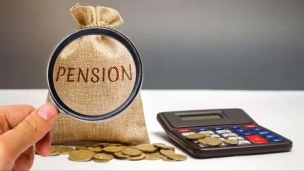 UPS blends OPS’s pension guarantee with NPS’s contributions, assuring 50% of the last year’s average salary for 25 years of service, or at least ₹10,000 monthly.