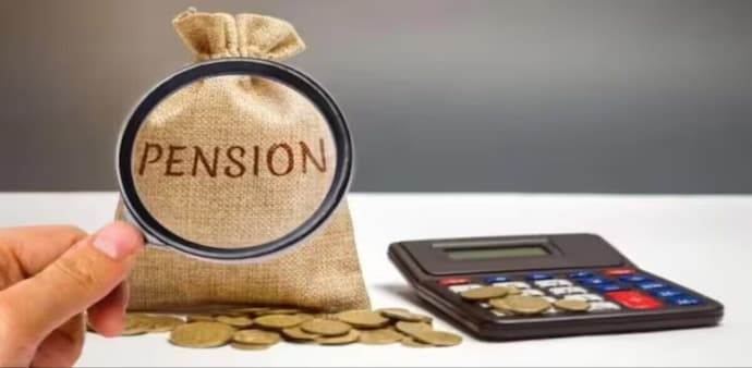 UPS blends OPS’s pension guarantee with NPS’s contributions, assuring 50% of the last year’s average salary for 25 years of service, or at least ₹10,000 monthly. UPS blends OPS’s pension guarantee with NPS’s contributions, assuring 50% of the last year’s average salary for 25 years of service, or at least ₹10,000 monthly.
