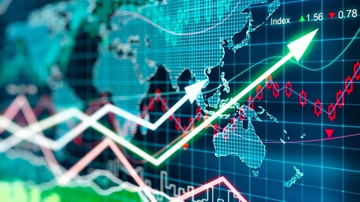 Largecap stocks have also posted substantial gains since the 2020 lows, more than doubling in value, in contrast to their earlier trend of sustained weakness from the highs of 2008 through 2020. Largecap stocks have also posted substantial gains since the 2020 lows, more than doubling in value, in contrast to their earlier trend of sustained weakness from the highs of 2008 through 2020.