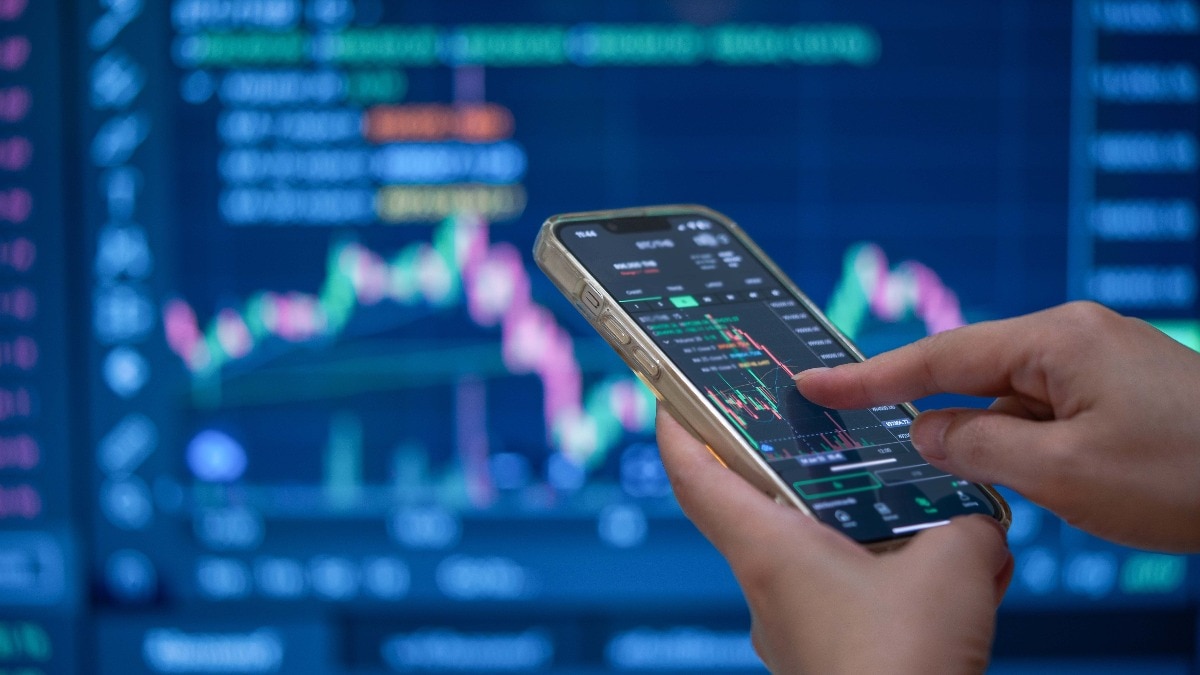 Stocks in focus: Bharti Airtel, State Bank of India (SBI), Tata Motors, Life Insurance Corporation (LIC), DLF Ltd, Sona BLW Precision Forgings Ltd, Adani Ports Ltd, Titan Company Ltd and Bajaj Auto will post their quarterly results in the coming week