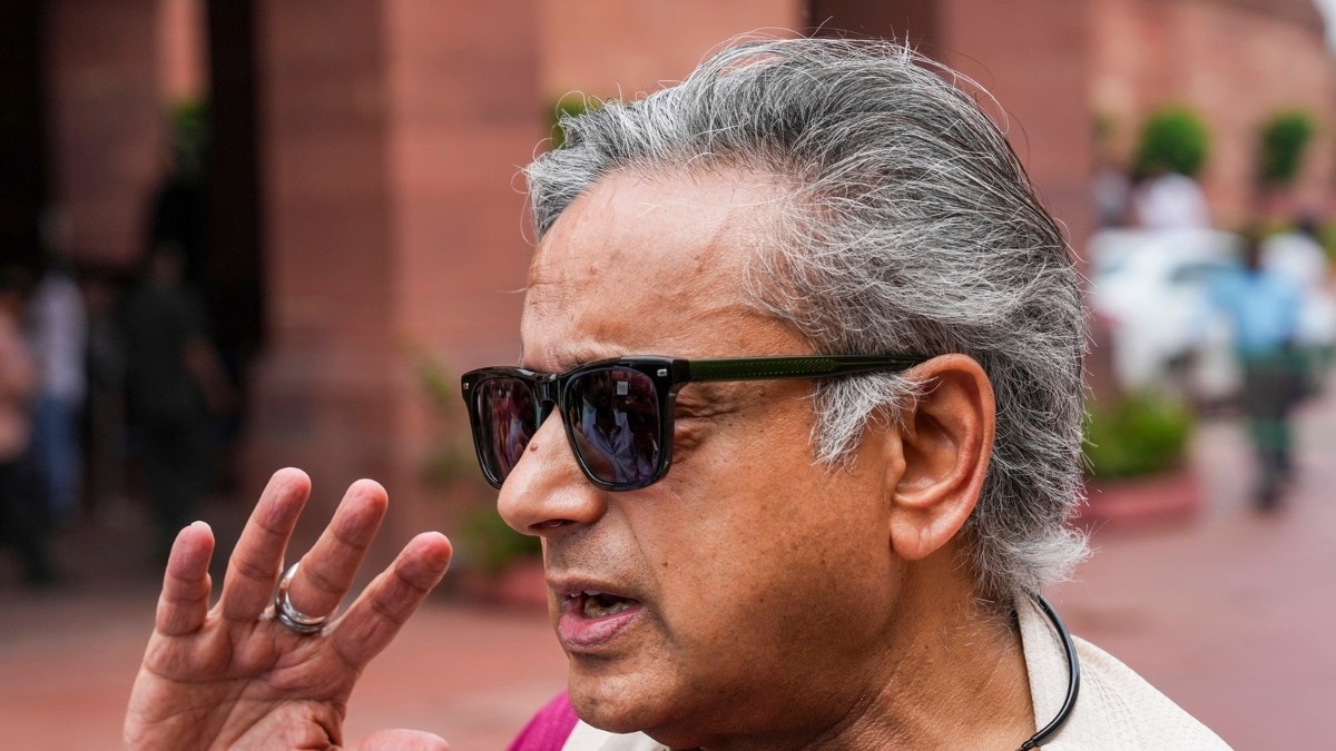 He further explained that India's purchase of Russian oil and energy is being done in the open market and is well within the respectful rules while observing the Russian price cap. He further explained that India's purchase of Russian oil and energy is being done in the open market and is well within the respectful rules while observing the Russian price cap.